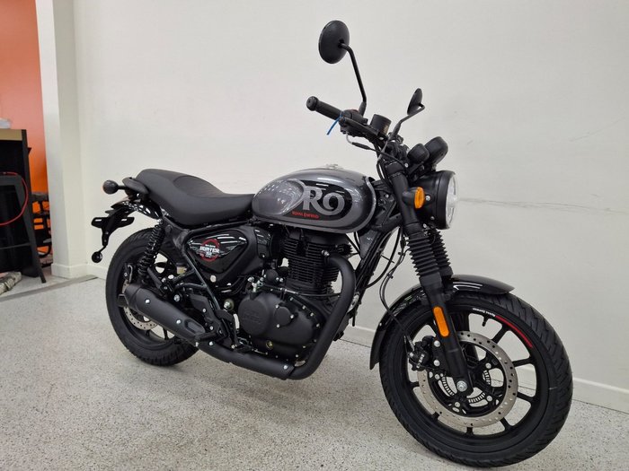 2025 Royal Enfield HUNTER 350 grey