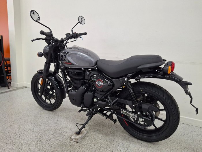 2025 Royal Enfield HUNTER 350 grey