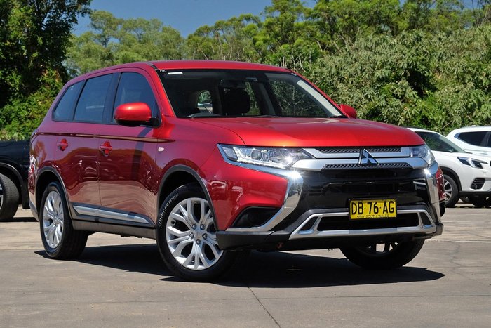 2021 Mitsubishi Outlander ES
