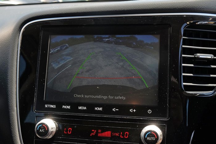 2021 Mitsubishi Outlander ES