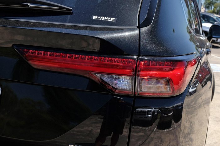 2023 Mitsubishi Outlander Exceed Tourer