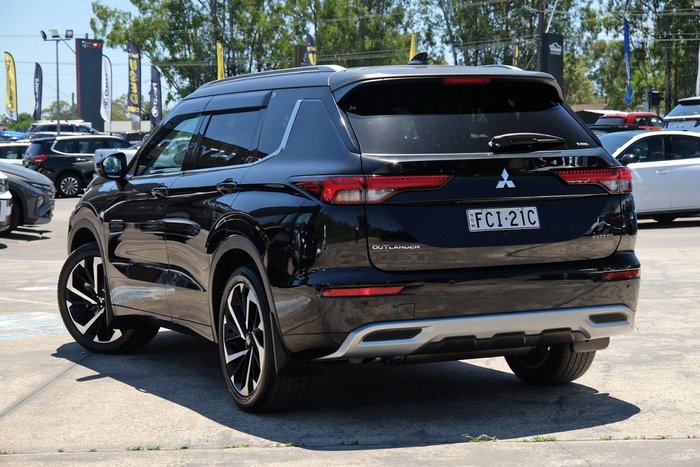 2023 Mitsubishi Outlander Exceed Tourer