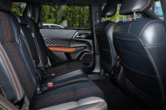 2023 Mitsubishi Outlander Exceed Tourer