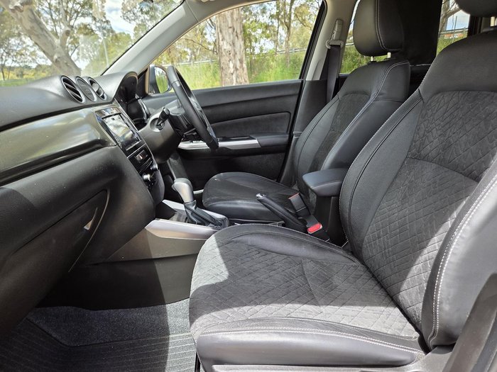 2023 Suzuki Vitara Turbo