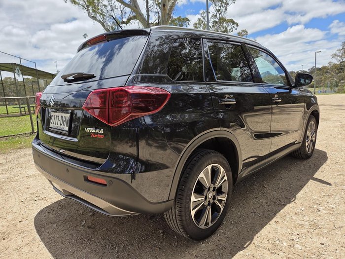 2023 Suzuki Vitara Turbo
