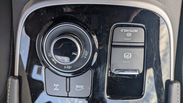 2025 Isuzu MU-X LS-T