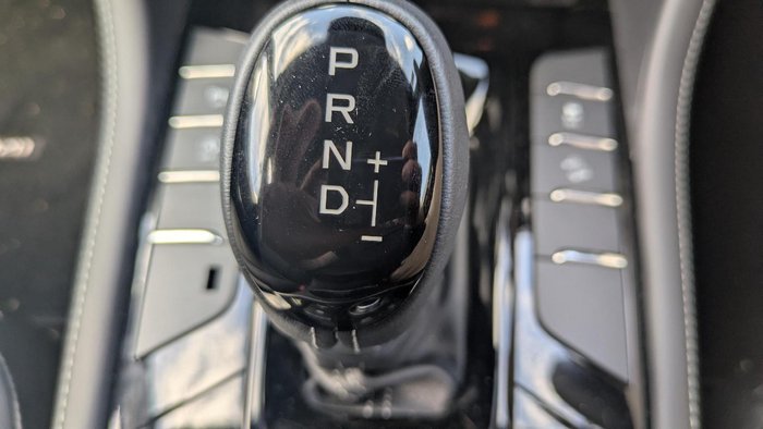 2025 Isuzu MU-X LS-T