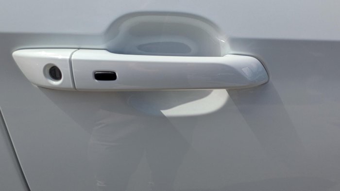 2025 Isuzu MU-X LS-T