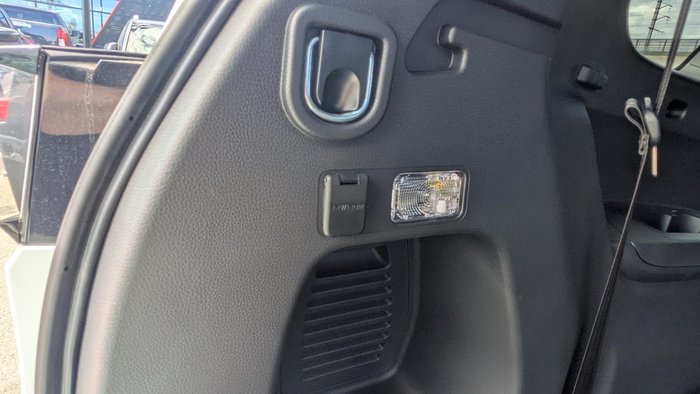 2025 Isuzu MU-X LS-T