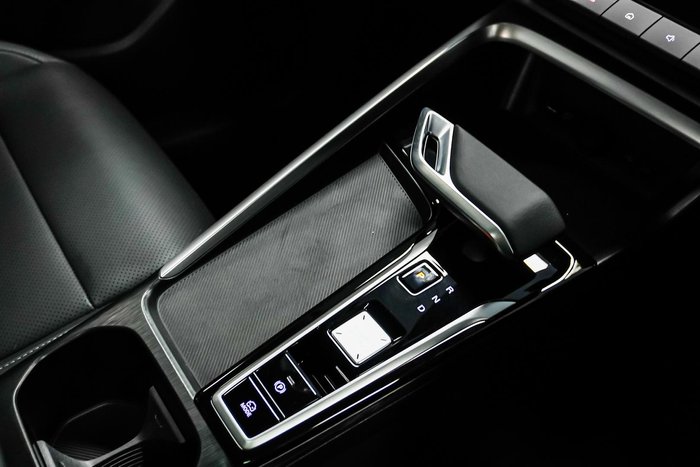 2025 MG ZS Essence Turbo