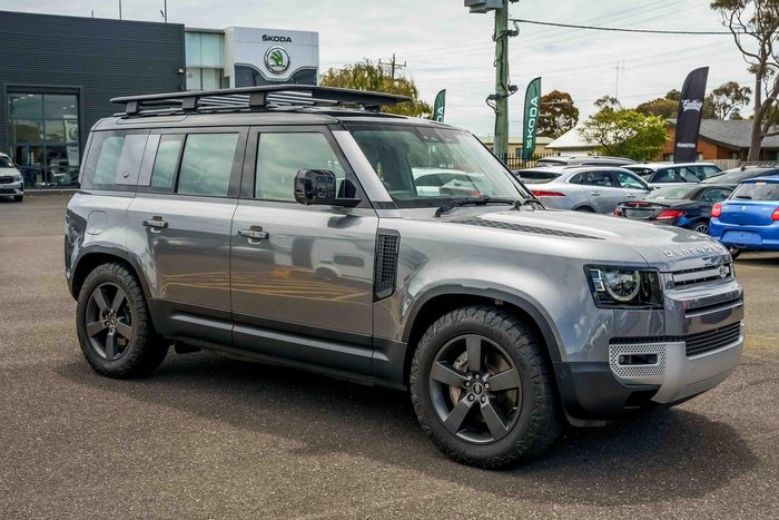 2021 Land Rover Defender 110 D300 SE