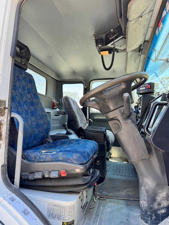 2014 Iveco Acco 2350G 320