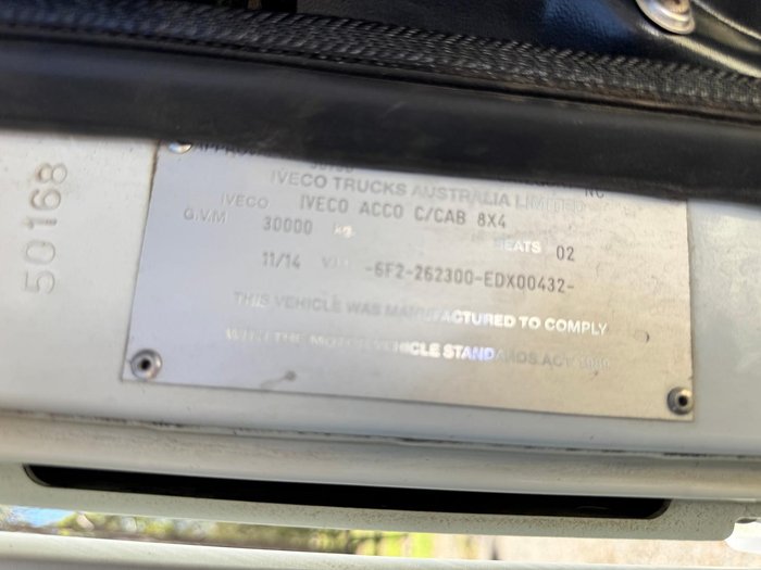 2014 Iveco Acco 2350G 320