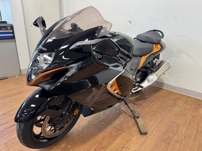 2021 Suzuki GSX1300RA (HAYABUSA) Black