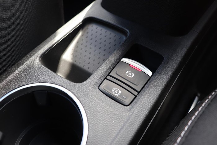 2025 Mitsubishi ASX LS