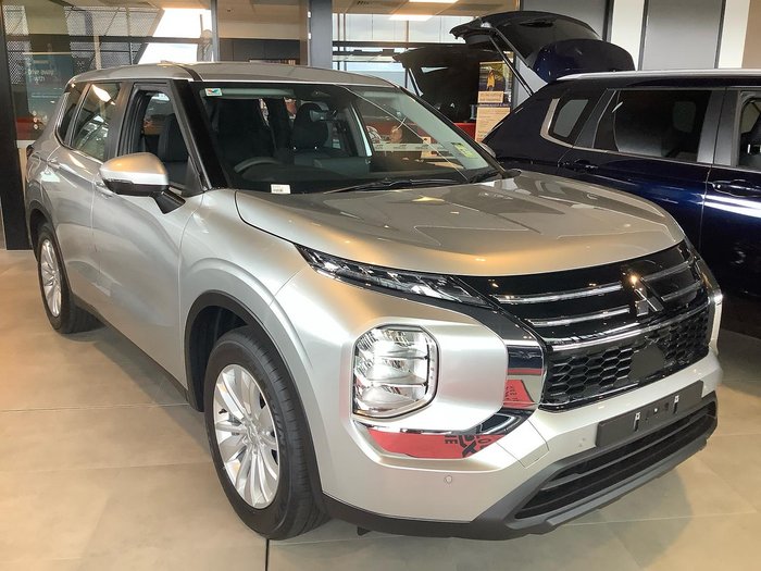 2025 Mitsubishi Outlander