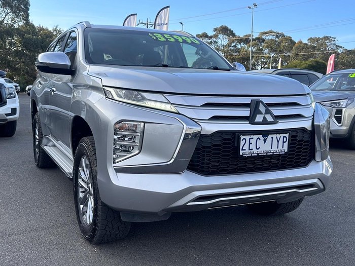2020 Mitsubishi Pajero Sport GLX