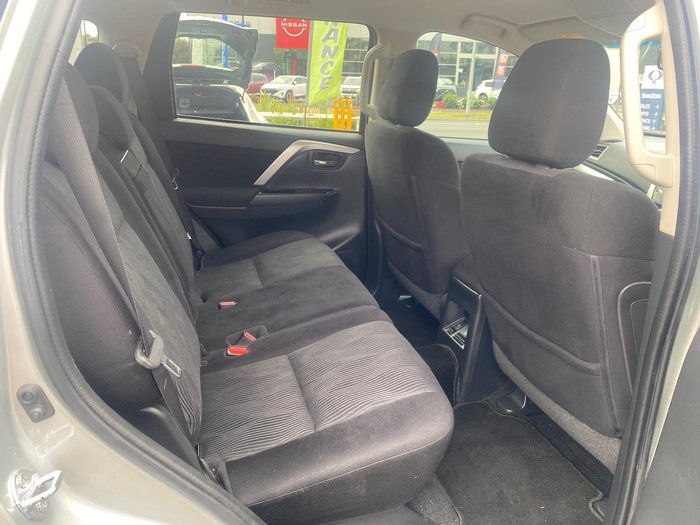 2020 Mitsubishi Pajero Sport GLX