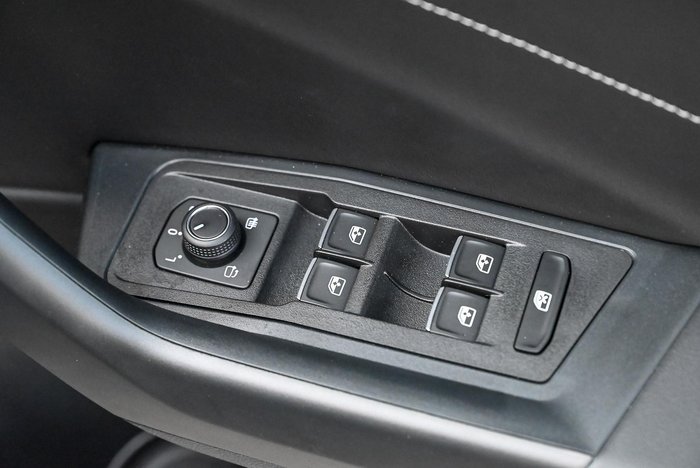 2025 Volkswagen T-Roc 140TSI R-Line