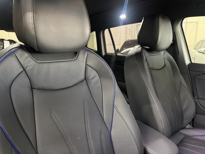 2025 Volkswagen Tiguan 195TSI R-Line