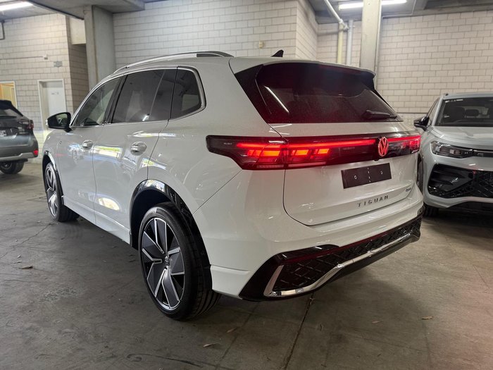 2025 Volkswagen Tiguan 195TSI R-Line