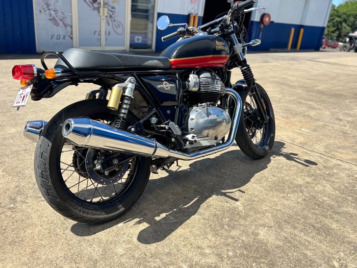 2022 Royal Enfield INTERCEPTOR 650 E5 CLASSIC Black