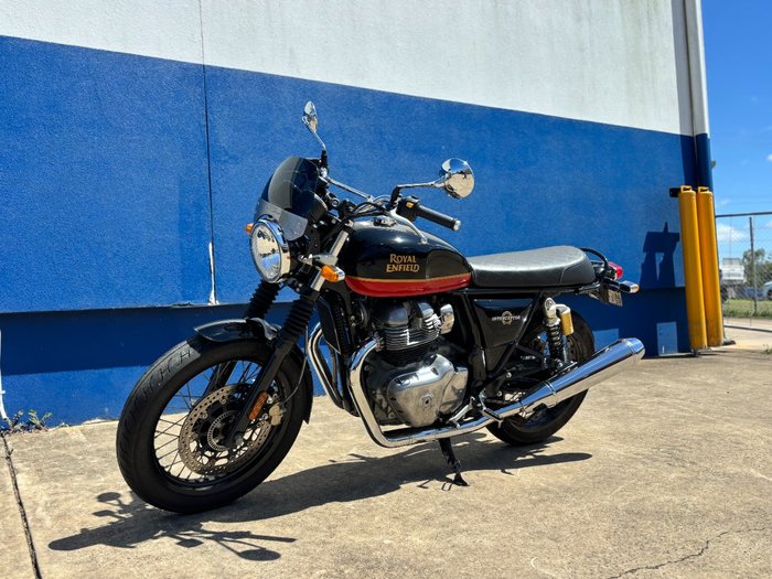 2022 Royal Enfield INTERCEPTOR 650 E5 CLASSIC Black