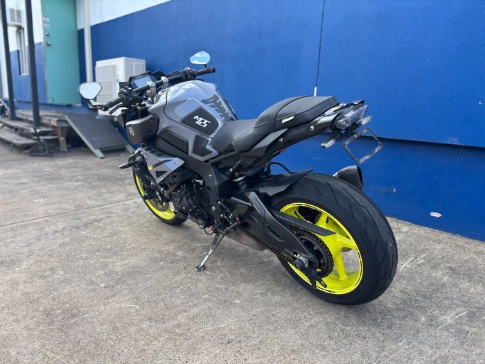 2016 Yamaha MT-10 Grey
