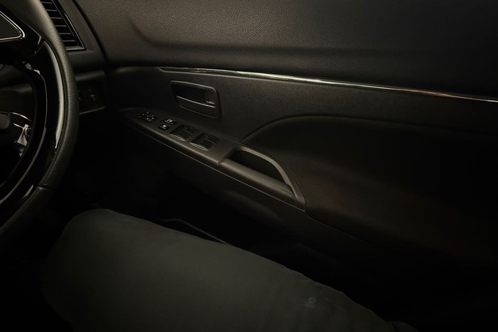 2021 Mitsubishi ASX ES