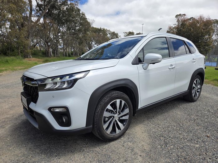 2023 Suzuki S-Cross Plus