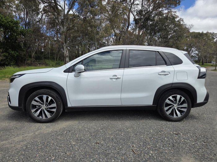 2023 Suzuki S-Cross Plus