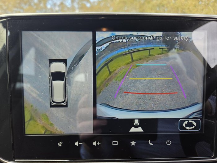 2023 Suzuki S-Cross Plus