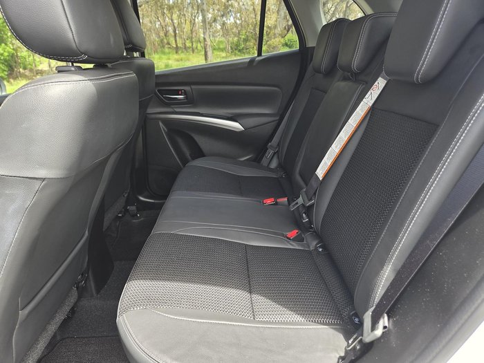 2023 Suzuki S-Cross Plus