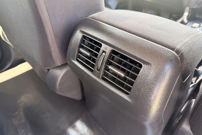 2018 Nissan Navara Silverline D23 Series 3 4X4 Dual Range Polar White