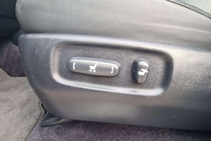 2017 Toyota Landcruiser VX