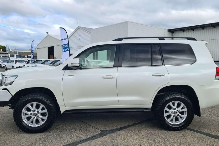 2017 Toyota Landcruiser VX
