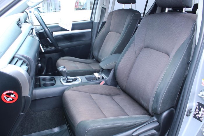 2017 Toyota Hilux SR5