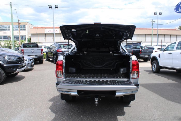 2017 Toyota Hilux SR5