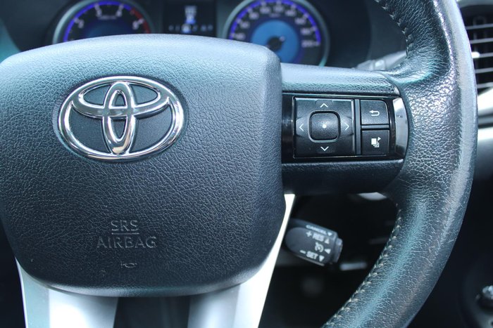 2017 Toyota Hilux SR5