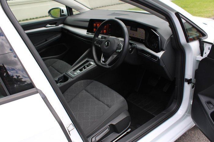 2021 Volkswagen Golf 110TSI Life 8 MY22 Pure White