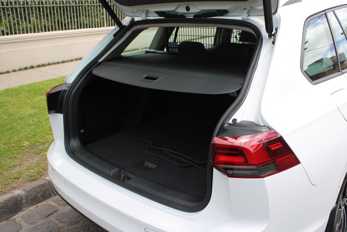 2021 Volkswagen Golf 110TSI Life 8 MY22 Pure White