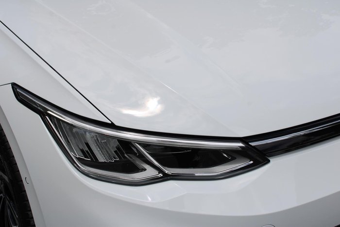 2021 Volkswagen Golf 110TSI Life 8 MY22 Pure White