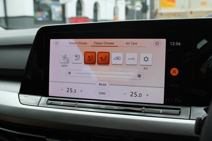 2021 Volkswagen Golf 110TSI Life 8 MY22 Pure White