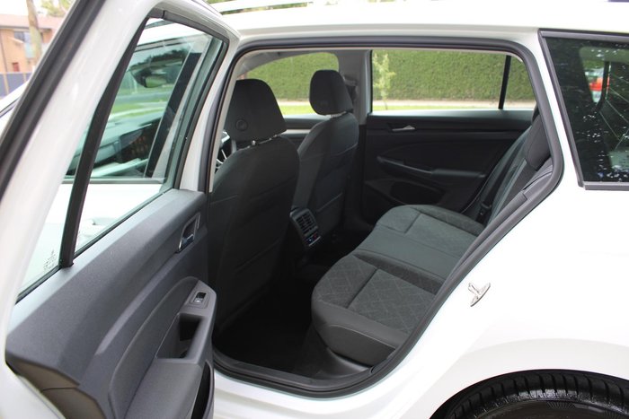 2021 Volkswagen Golf 110TSI Life 8 MY22 Pure White