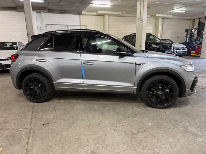 2025 Volkswagen T-Roc 140TSI R-Line