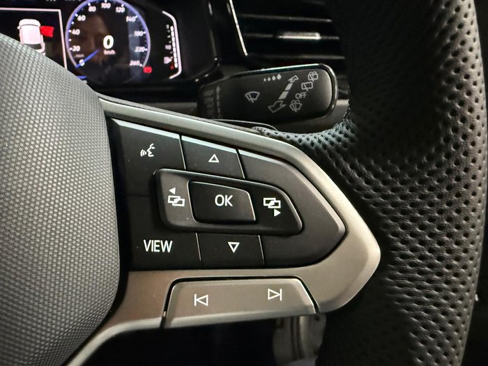 2025 Volkswagen T-Roc 140TSI R-Line