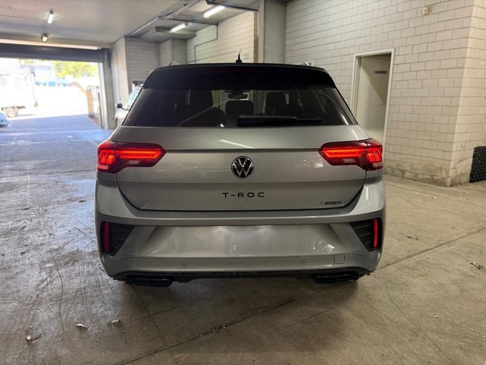 2025 Volkswagen T-Roc 140TSI R-Line