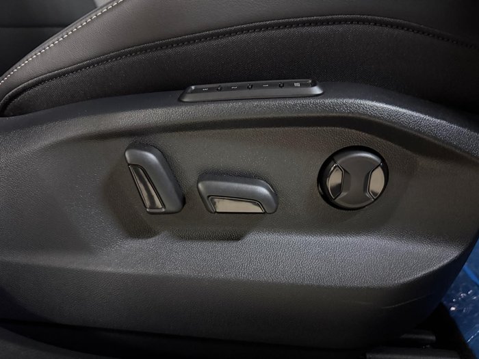 2025 Volkswagen T-Roc 140TSI R-Line