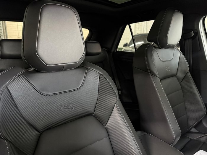 2025 Volkswagen T-Roc 140TSI R-Line