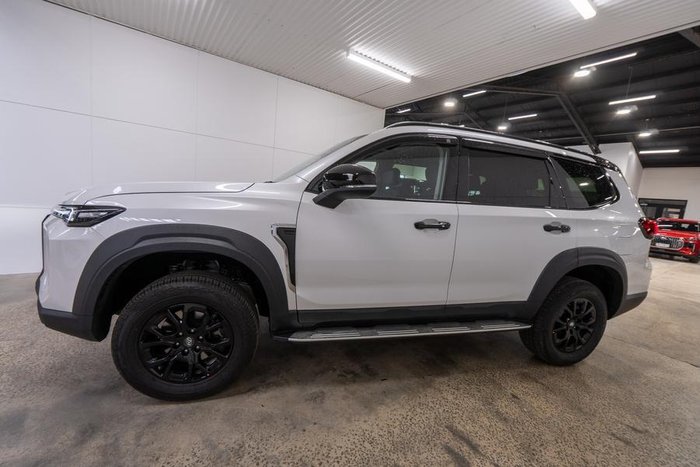 2025 LDV D90 Executive